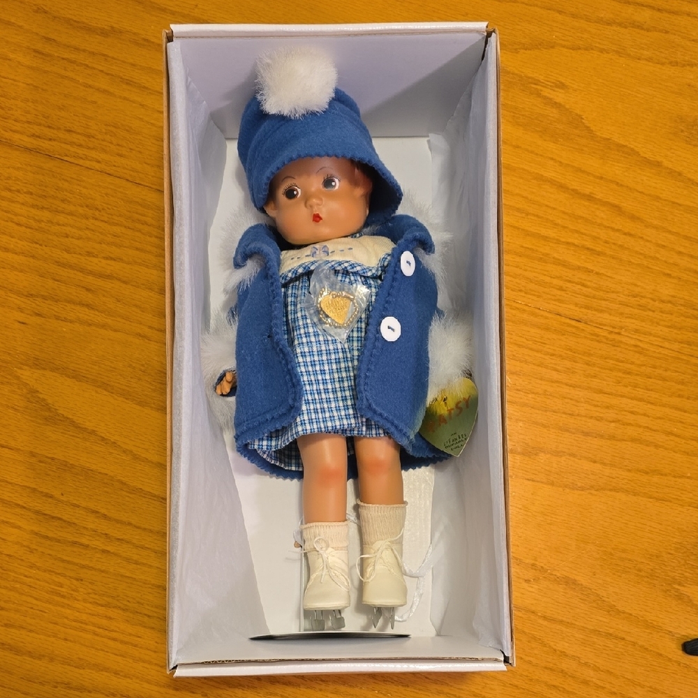 1999 Effanbee Winter Wonderland Patsy Doll Ice Skates with Original Box & Tag